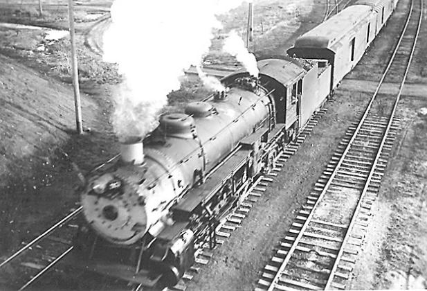A steam locomotive about to pass under Table Rock’s new viaduct in 1941. Photo courtesy of the Table Rock Historical Society.