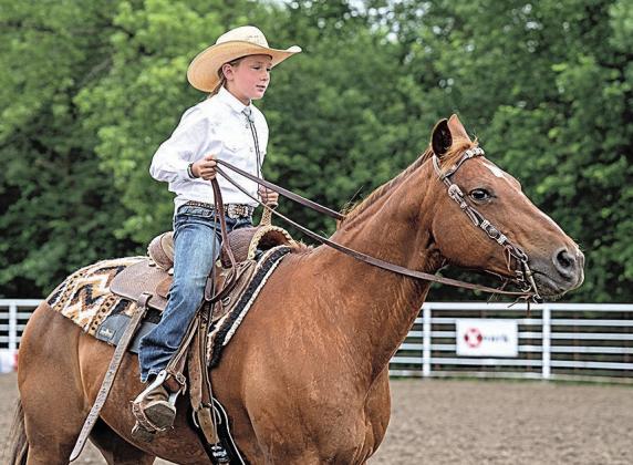 Paislee Farwell – Second Purple – Reserve Champion Horse Showman-Junior Division