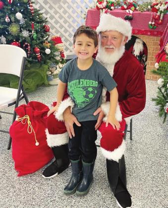 Santa Visits DuBois!