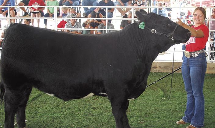Leah Christen, Champion Market Steer, Supreme Champion Market Beef