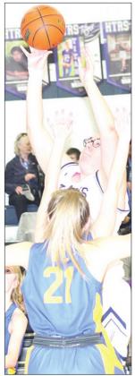 HTRS’ Aly Howe made numerous shots to lead the Lady Titans to victory. Paula Jasa/Republican