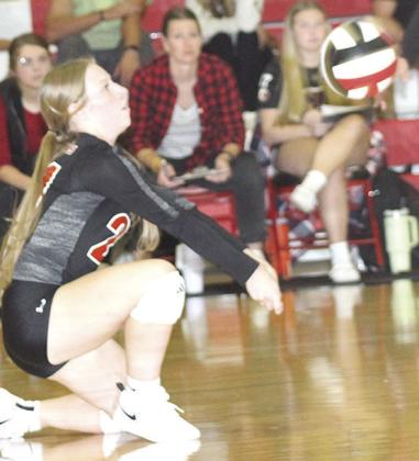 Paula Jasa/Republican P.C.’s Cara Pierce sends a serve receive pass to the front row against Southern last Tuesday night.