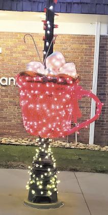 Chamber Lamp Post Decorating Winners
