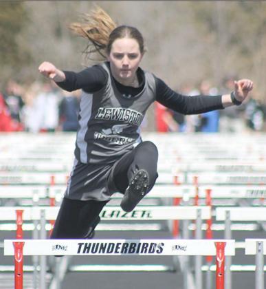 Area teams enjoy good conditions at JCC Invitational