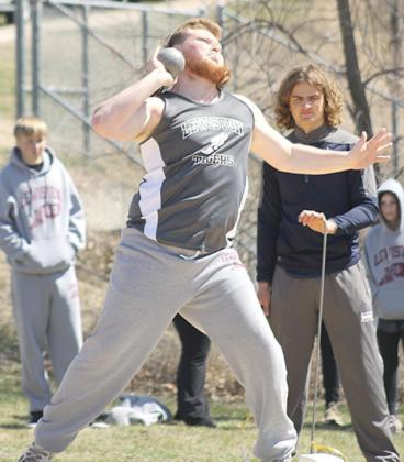 Area teams enjoy good conditions at JCC Invitational