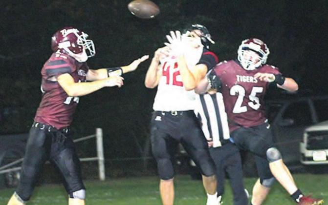 This 4th down play turned the tide of the game as the ball was tipped up and caught for a Meridian touchdown. Paula Jasa/Republican