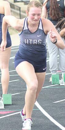 HTRS’ Gracie Shafer gets off to a quick start in the girls’ 200 m. dash. Paula Jasa/Republican