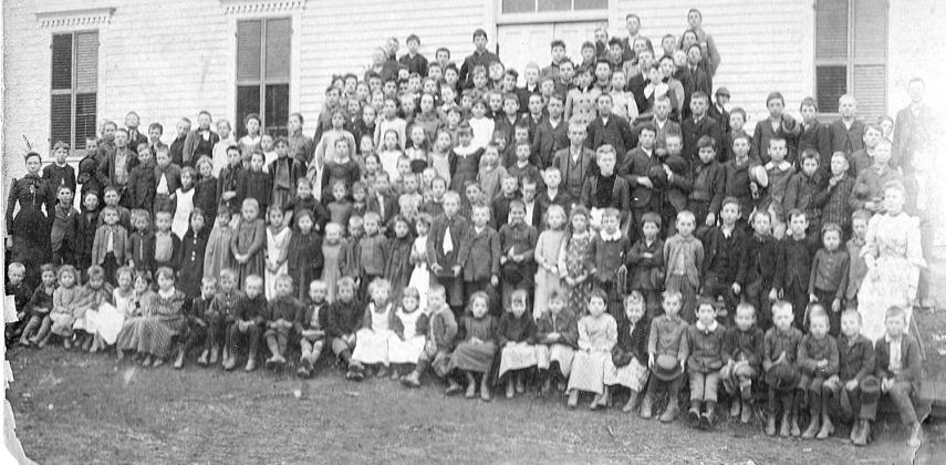 Avis Dopp became a teacher at the Table Rock School. Here she is on the very far left in 1894, only a few years after her blizzard experience.