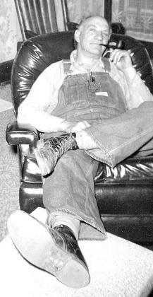 Above: Lawrence Sitzman smoking his pipe