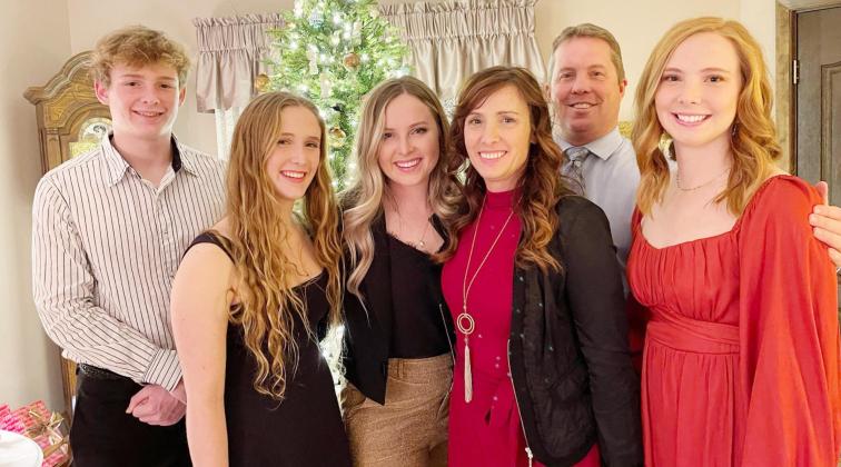 Treven, Brooklyn Taylor, Melissa, Daniel (D.J.), Makenna Weddle.