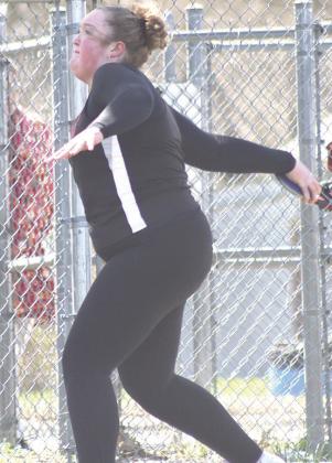 Pawnee City’s Adelyn Sisco finished 6th in the girls’ Discus throw at 92’5”. Paula Jasa/Republican