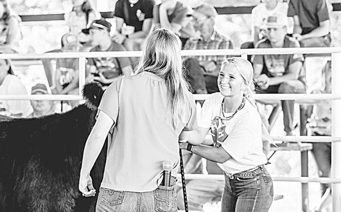 Justice Currie – Purple – Champion Beef Showman-Senior Division
