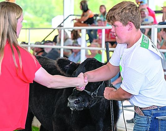 Corbin Crouse – Purple – Reserve Champion Beef Showman-Intermediate Division