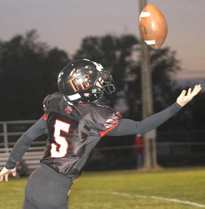 P.C.’s Justin Pierce (#5) almost gets his hands on an interception early in the first half against Meridian. Paula Jasa/Republican