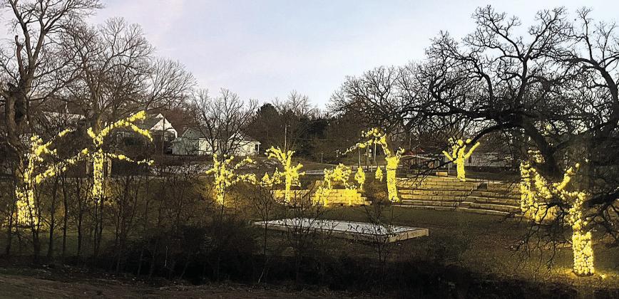 Van Horne Park gets decorated for the Christmas Season