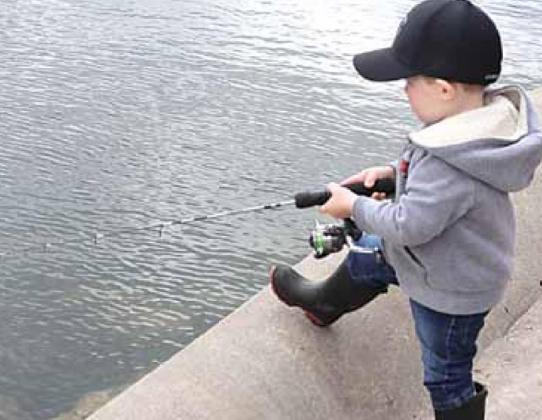 Landon Jasa, 2, goes fishing