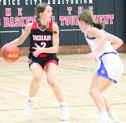 P.C.’s Emalyse Gottula (#2, left) brings the ball down against Palmyra in the girls’ Class B Championship. Paula Jasa/Republican