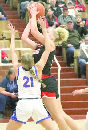 P.C.’s Maddy Osborne leans into the lane for a jumper in the Lady Indians’ Championship game on Friday. Paula Jasa/Republican
