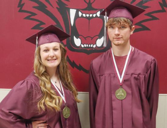 Lewiston Consolidated’s Salutatorian Rebecca de Koning and Valedictorian Kienen Creek. Ray Kappel/Republican