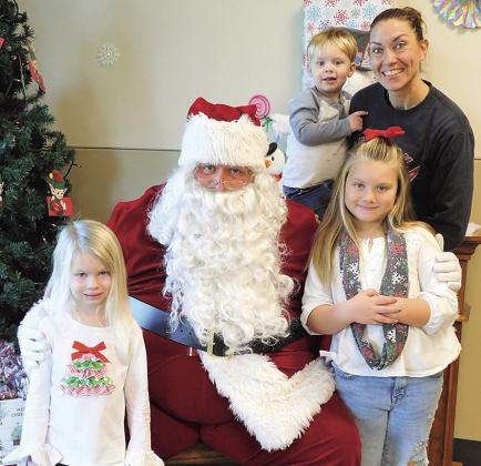 Santa comes to Pawnee City Library
