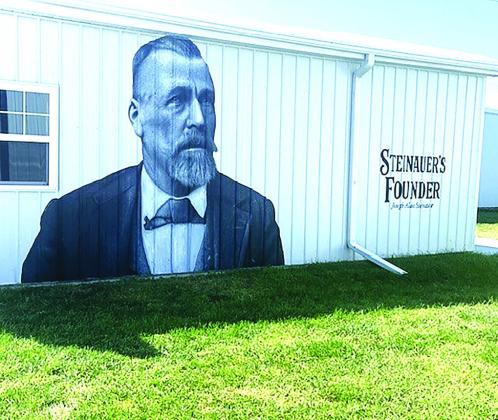 Murals Adorn Steinauer Buildings