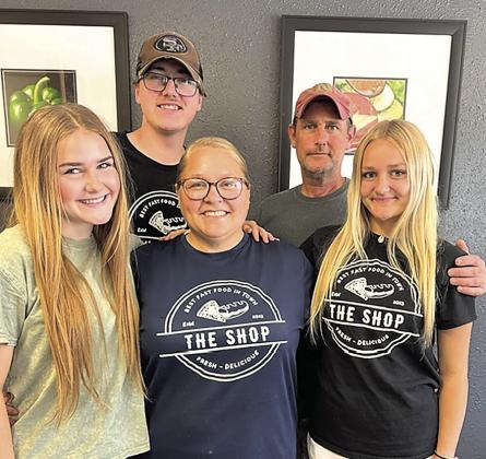 Left to Right; Emma Meints, Mason Ladman, Bobbie Meints, Arlan Meints and Anna Meints