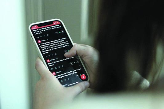 ‘Yik Yak’ continues