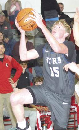 HTRS’ Colt McClarnen (#15) drives in for a score against Pawnee City. Paula Jasa/Republican