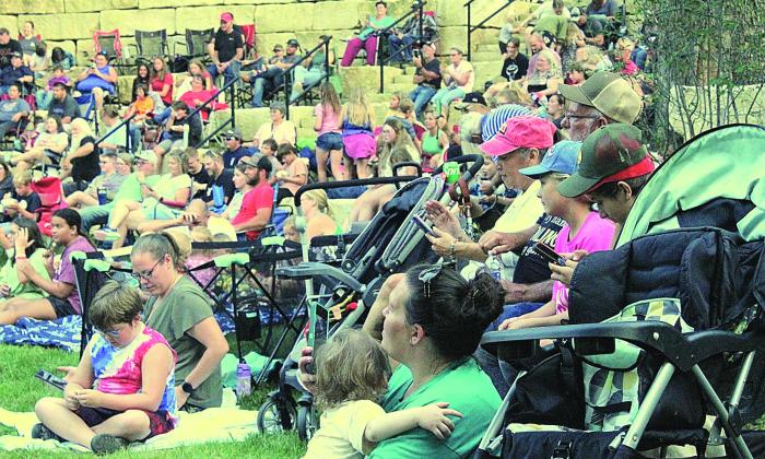 Larry the Cable Guy Special Guest at Pawnee City Event