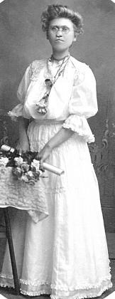 Nellie Fellers high school graduation picture, 1904.
