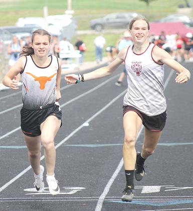 Thirteen qualify for State Track at D-1 District