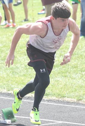Lewiston’s Alex Pospichal gets off to a quick start in the boys’ 400 M. Dash. Paula Jasa/Republican