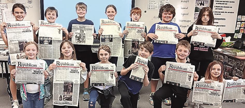 Pawnee City Students ’Thoughts About Newspapers