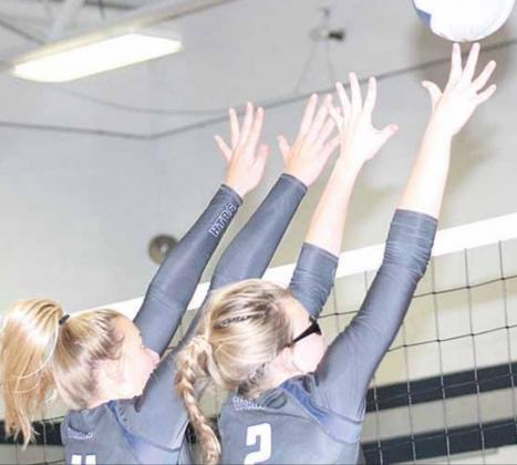 Despite a loss, Lady Titans have successful week on the road and hosting tournament