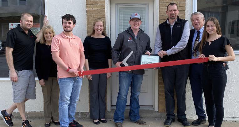 Schaardt Auction has Ribbon Cutting Ceremony