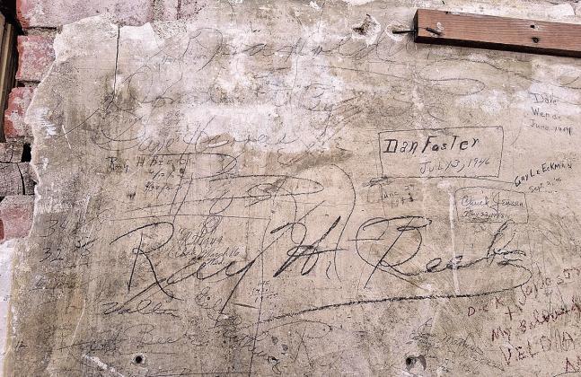 Ray Beck made his signature nice and large! Surely King George could read it without his spectacles!