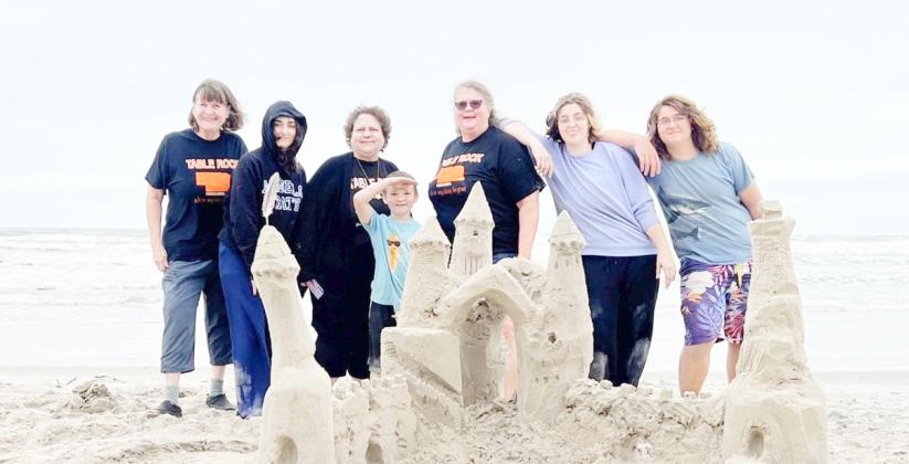 The crew: Sharla Sitzman, Savannah, Sherry Winkinhofer, Suzanne Ellis, Toby Evans, and Sam Evans. In front is Savannah’s little brother Ricky. We don’t know Savannah or Ricky’s last name. They were walking by and we invited them to help us, and they did.