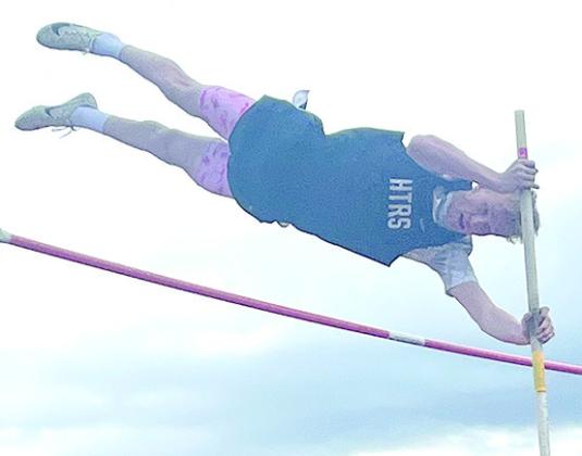 Stormy weather disrupts Pioneer Conference finish