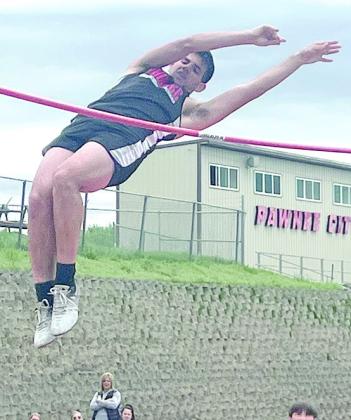 Stormy weather disrupts Pioneer Conference finish