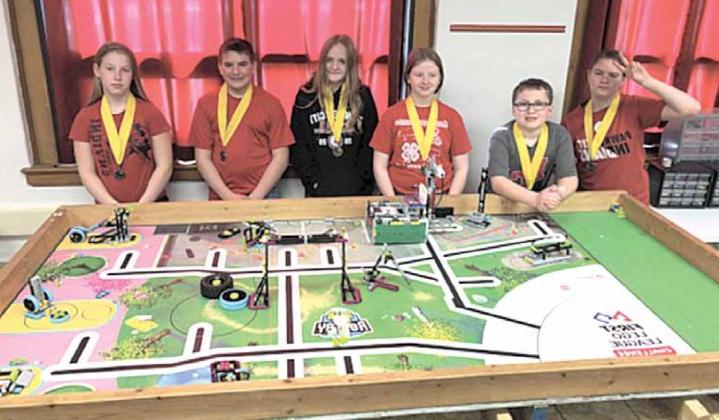 Skylarkers Team Members: Kayla Snyder, Luke Hunzeker, Kailey Hartman, Anna Meints, Dylan Layne, Cara Pierce. School photo