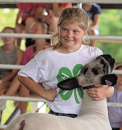 Aurora Barr – First Purple Champion Sheep Showman-Junior Division