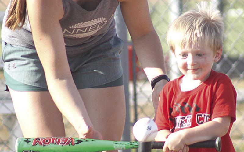 Pawnee City T-Ball and Coach Pitch teams wrap up seasons