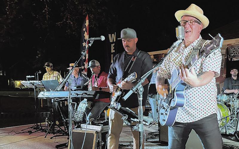 Bootheels Bluegrass Band -Mike Semrad in foreground