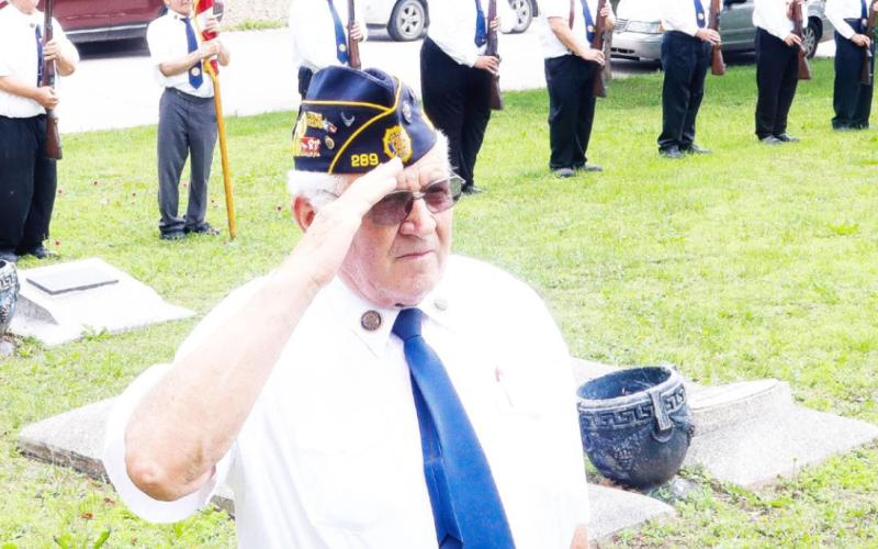 Table Rock Post 289 put on the Memorial Day service at the Table Rock Cemetery Sunday. Ray Kappel Photos/Republican