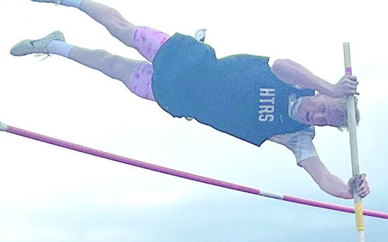 Stormy weather disrupts Pioneer Conference finish