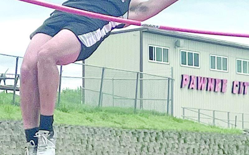 Stormy weather disrupts Pioneer Conference finish