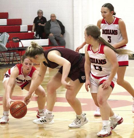 P.C.’s Cara Pierce (left) goes after the ball as LHS’ DeLanye Currie (center) brings down the ball against P.C.’s press. Also pictured are P.C.’s Ericca Gyhra (#13) and Kinsley Benson (#3). Paula Jasa/Republican
