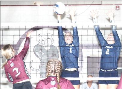 HTRS Lady Titans sweep Lewiston in 3 sets