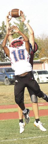 Lewiston pounces on Parkview, 40-14
