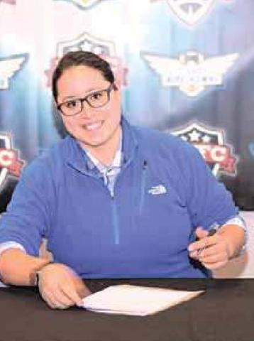 Ashley Box returns to play for Nebraska NiteHawks